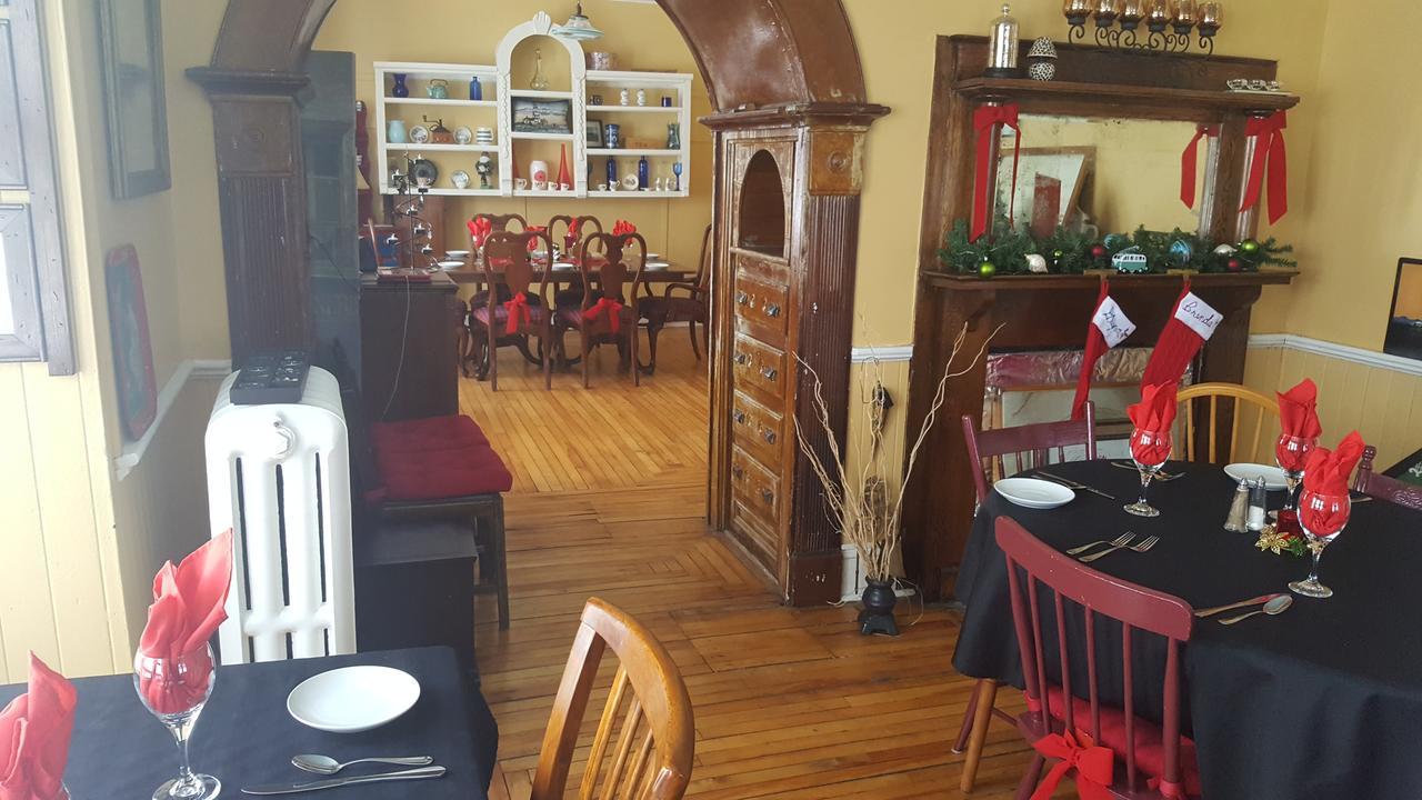 The Thorndyke Hotel Grand Bank Екстериор снимка