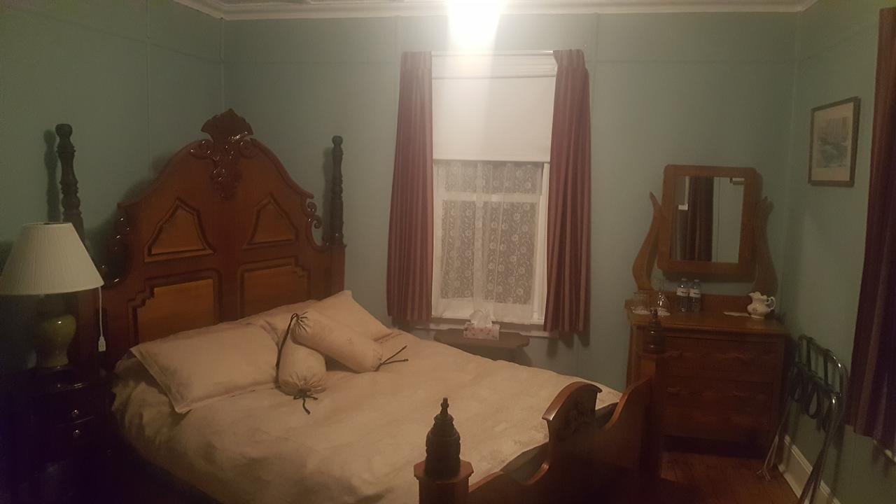 The Thorndyke Hotel Grand Bank Екстериор снимка
